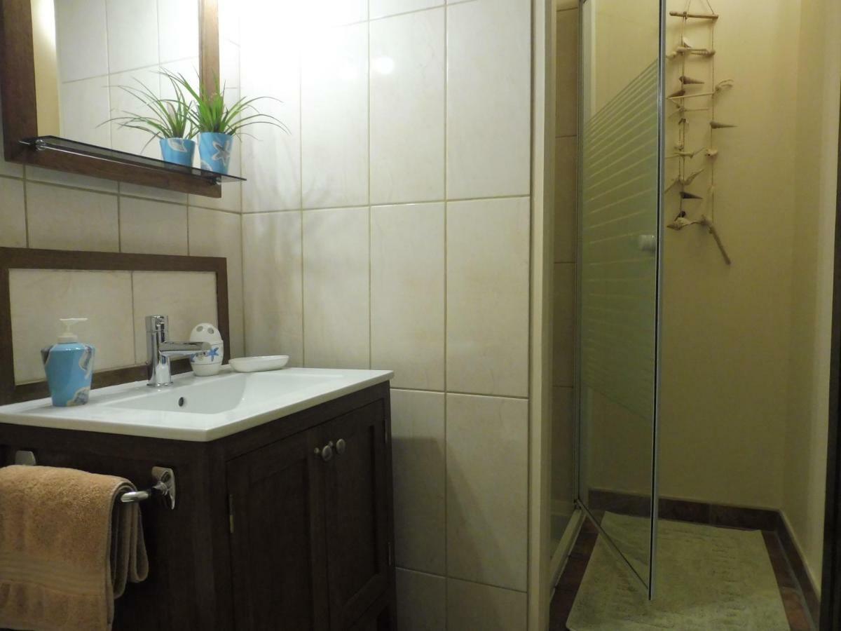 Le Canard Au Parapluie Rouge Bed & Breakfast Celon Ngoại thất bức ảnh